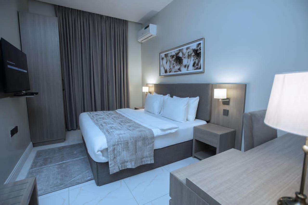Knightsbridge Hotel & Suites Abuja Exterior photo
